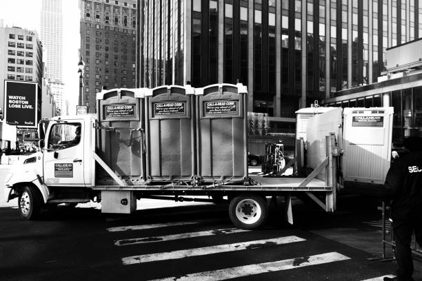 Best Portable toilet rental cost  in Crownsville, MD